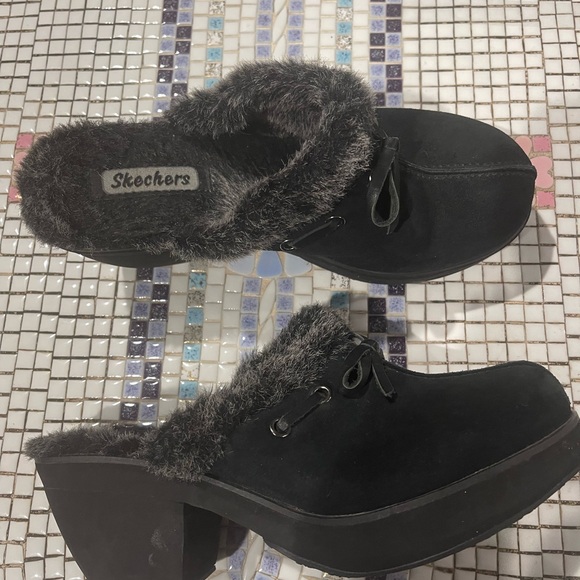 Skechers Shoes - Skechers Women's Black Faux Fur Y2K Mules